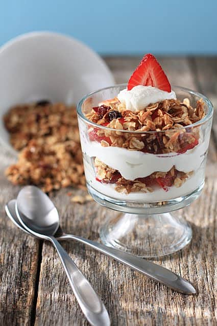 Post image for Homemade Granola & Parfaits