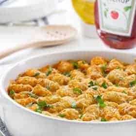 Cheeseburger Tater Tot Casserole has all the familiar flavors of a cheeseburger in casserole form. Total comfort food!