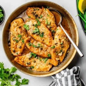 Chicken Piccata in a pan ready to serve
