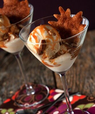 Sunday Suppers | Pecan Pie Sundaes