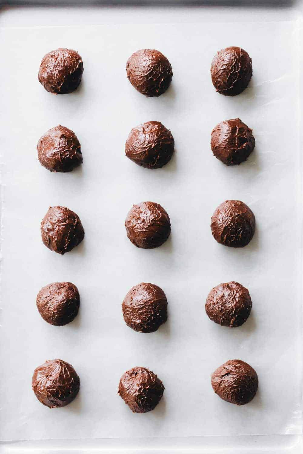 You won't be able to stop eating these rich, decadent Simple Homemade Truffles.