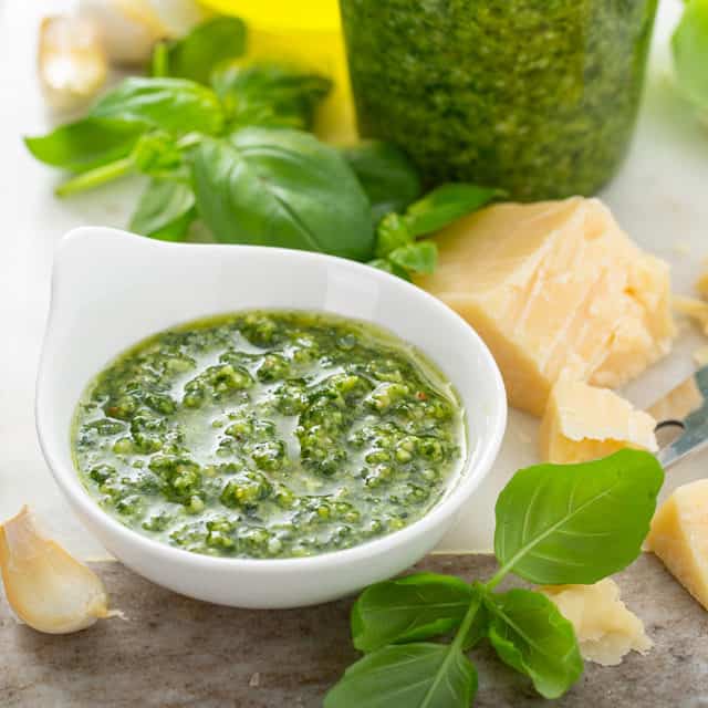 Fresh Basil Pesto Recipe (Quick and Easy) My Baking Addiction