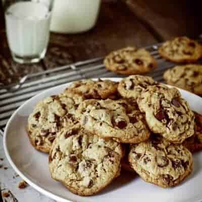 Savory Sweet Life's Chocolate Chip Cookies