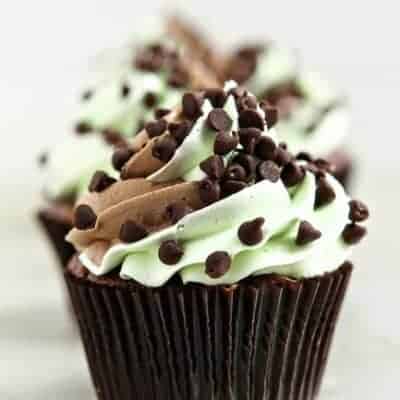 Mint Chocolate Chip Cupcakes-image