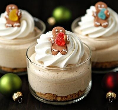 Gingerbread Oreo No Bake Mini Cheesecakes