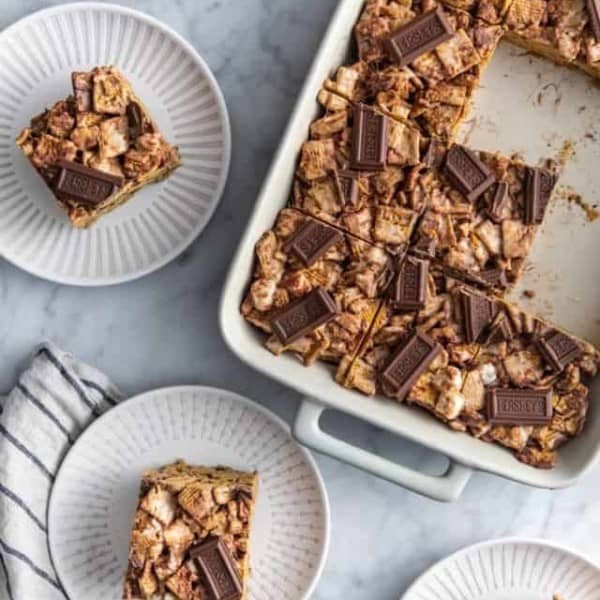 cropped-plates-of-golden-graham-smores.jpg