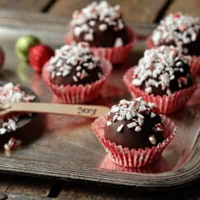 Peppermint Kahlua Oreo Cookie Balls
