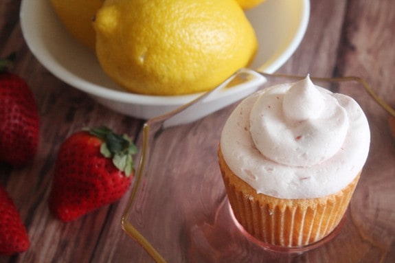 Strawberry Lemon Cupcakes from Bluebonnets & Brownies