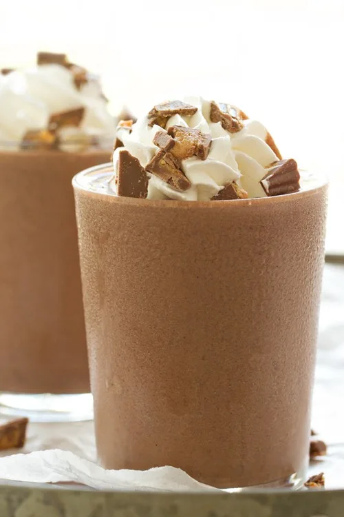 How To Make Reeses Milkshake / Chocolate Peanut Butter Monster Milkshake Pint Sized Baker - How to make reese ' s pieces in a milkshake?