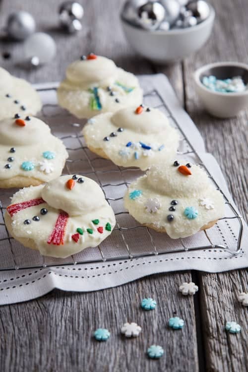 Melted Snowman Cookies on MyBakingAddiction.com