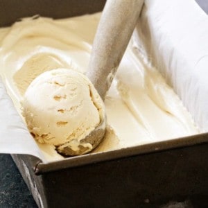 No Churn Mudslide Ice Cream takes three ingredients and makes a sensational summer treat. Nothing could be better.