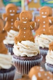 Cupcakes-with-Peeps-Gingerbread-men