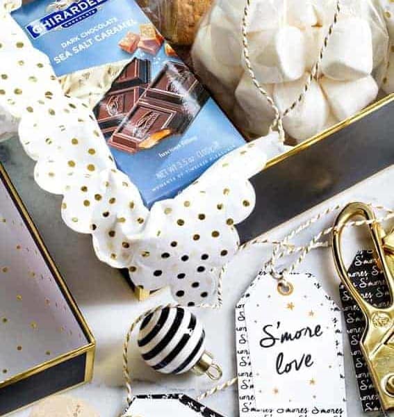 An Indoor S'mores Kit is the perfect last minute gift for coworkers, neighbors, and teachers. A cute, printable tag will make your gift really stand out! So festive!