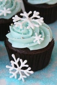 Snowflake-Cupcakes-2-e1340922822380