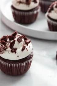 Red-Velvet-Oreo-Cupcakes