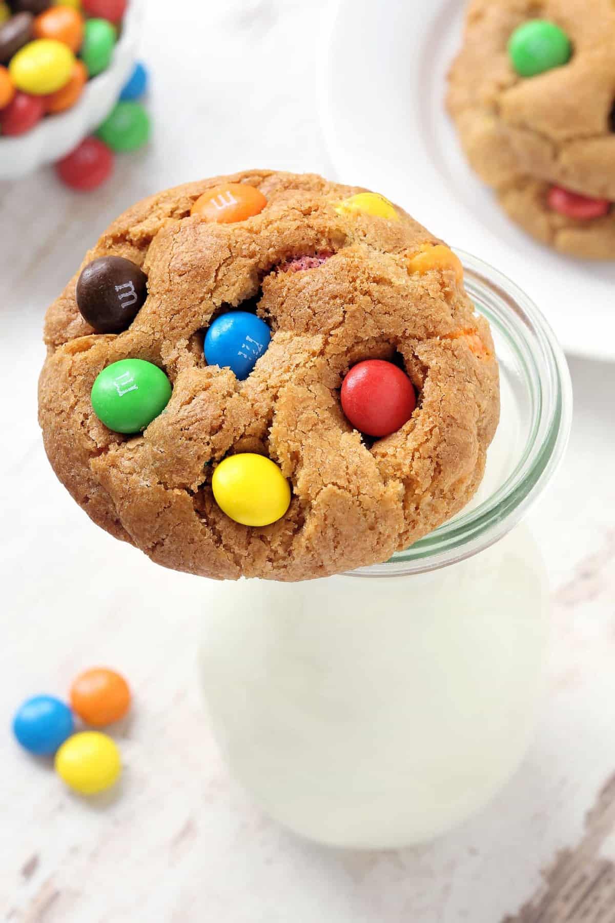 M&amp;M Cookies