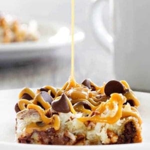 Coconut Caramel Pecan Cookie Bars are a quick and easy treat thanks to refrigerated cookie dough. Pecans, coconut and caramel make them irresistible.