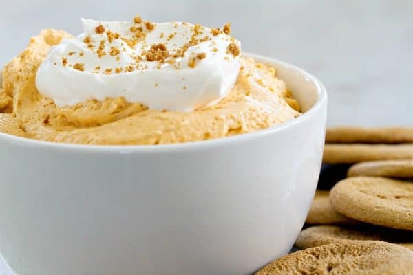 Pumpkin Spice Marshmallow Dip can be enjoyed while you watch a movie or the big game. And it comes together in no time at all!