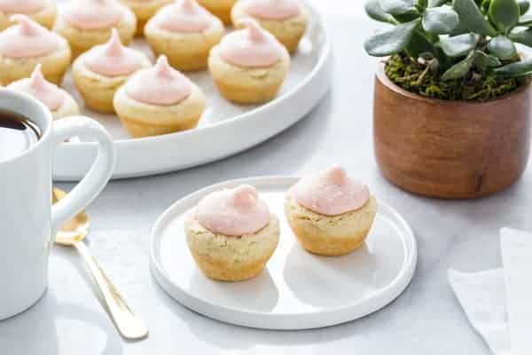 Lemon Sugar Cookie Cups with Strawberry Frosting are just about the cutest Easter sweet you could make.  Adorable and sweet!