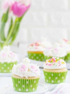 Bunny Butt Cupcakes are the perfect dessert for your Easter brunch. They're light, fluffy and totally adorable.