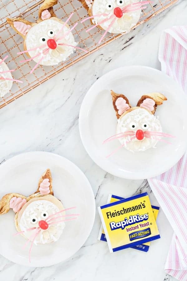 Basic cinnamon roll dough is transformed into adorable bunnies perfect for Easter brunch! So cute!