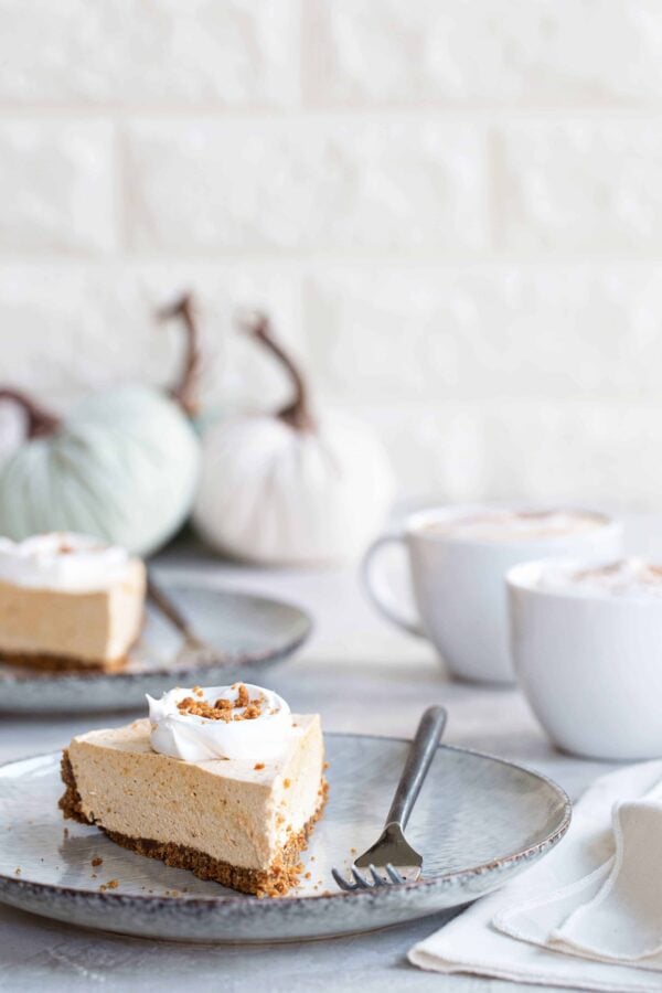 Marshmallow Pumpkin Pie is an unexpected twist on a classic fall dessert. Simple and so delish!
