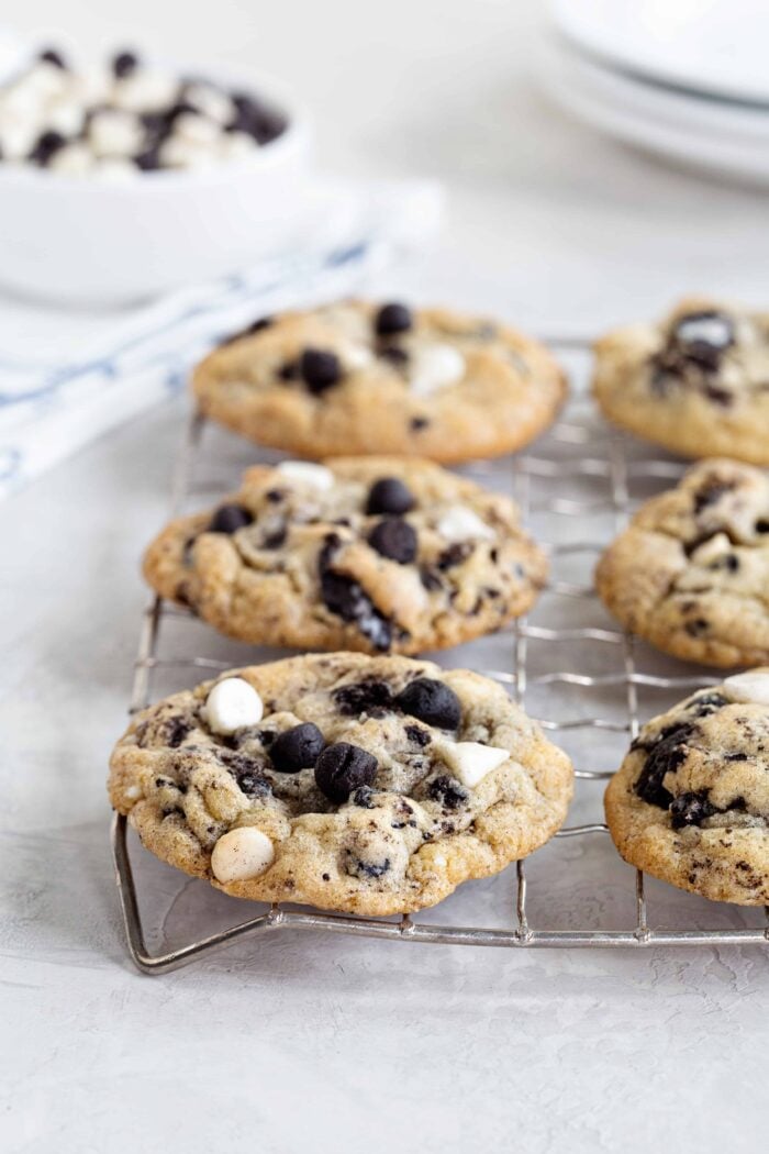Cookies "N' Creme Cookies are bursting with big flavor thanks to white chips and chocolate cookie bits. They're the perfect addition to any holiday dessert table and of course, Santa's cookie plate!