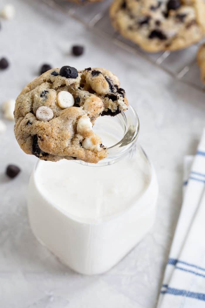 Cookies "N' Creme Cookies are bursting with big flavor thanks to white chips and chocolate cookie bits. So darn good!