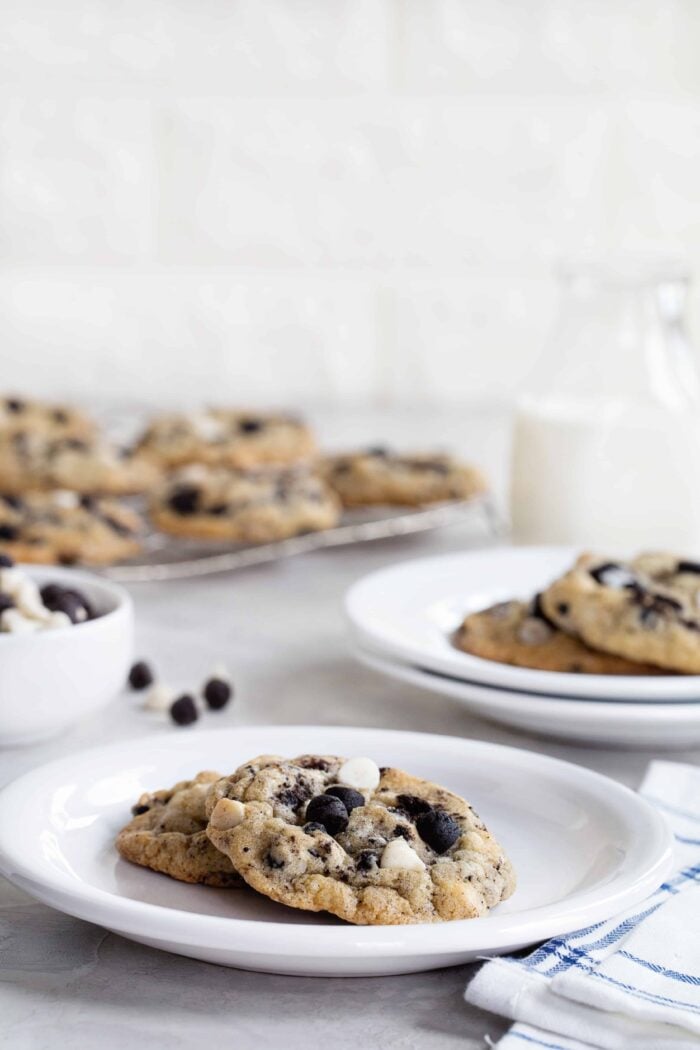 Cookies "N' Creme Cookies are bursting with big flavor thanks to white chips and chocolate cookie bits. They're the perfect addition to any holiday cookie swap!