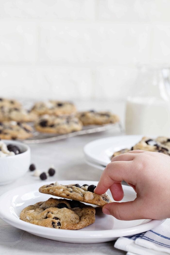 Cookies "N' Creme Cookies are bursting with big flavor thanks to white chips and chocolate cookie bits. 