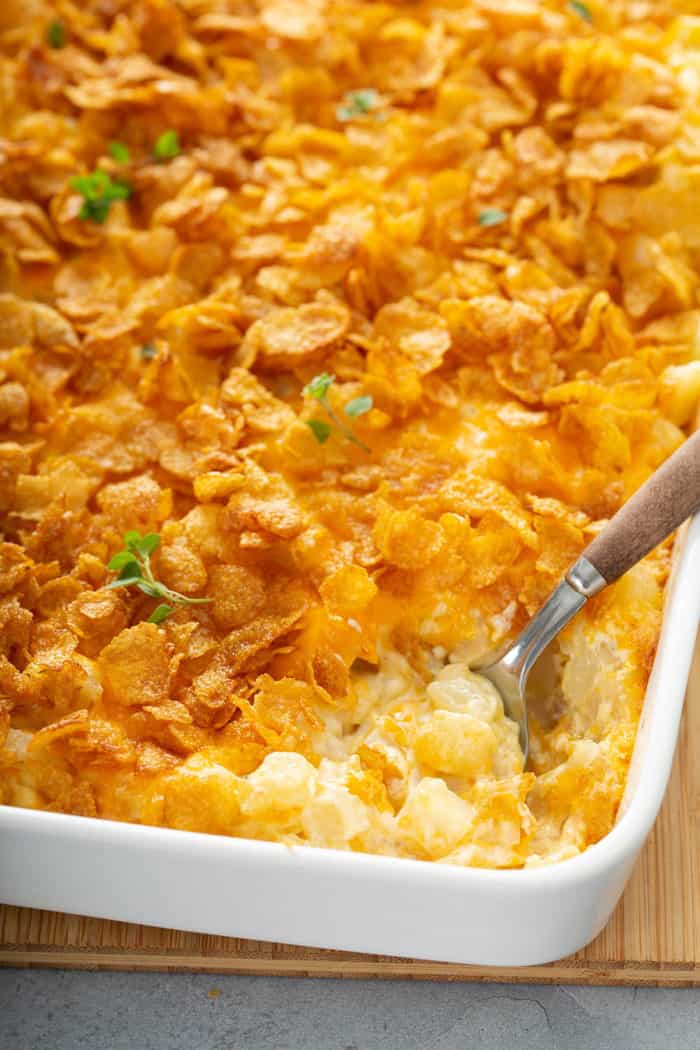 https://www.mybakingaddiction.com/wp-content/uploads/2018/04/hash-brown-casserole-in-dish-700x1050.jpg