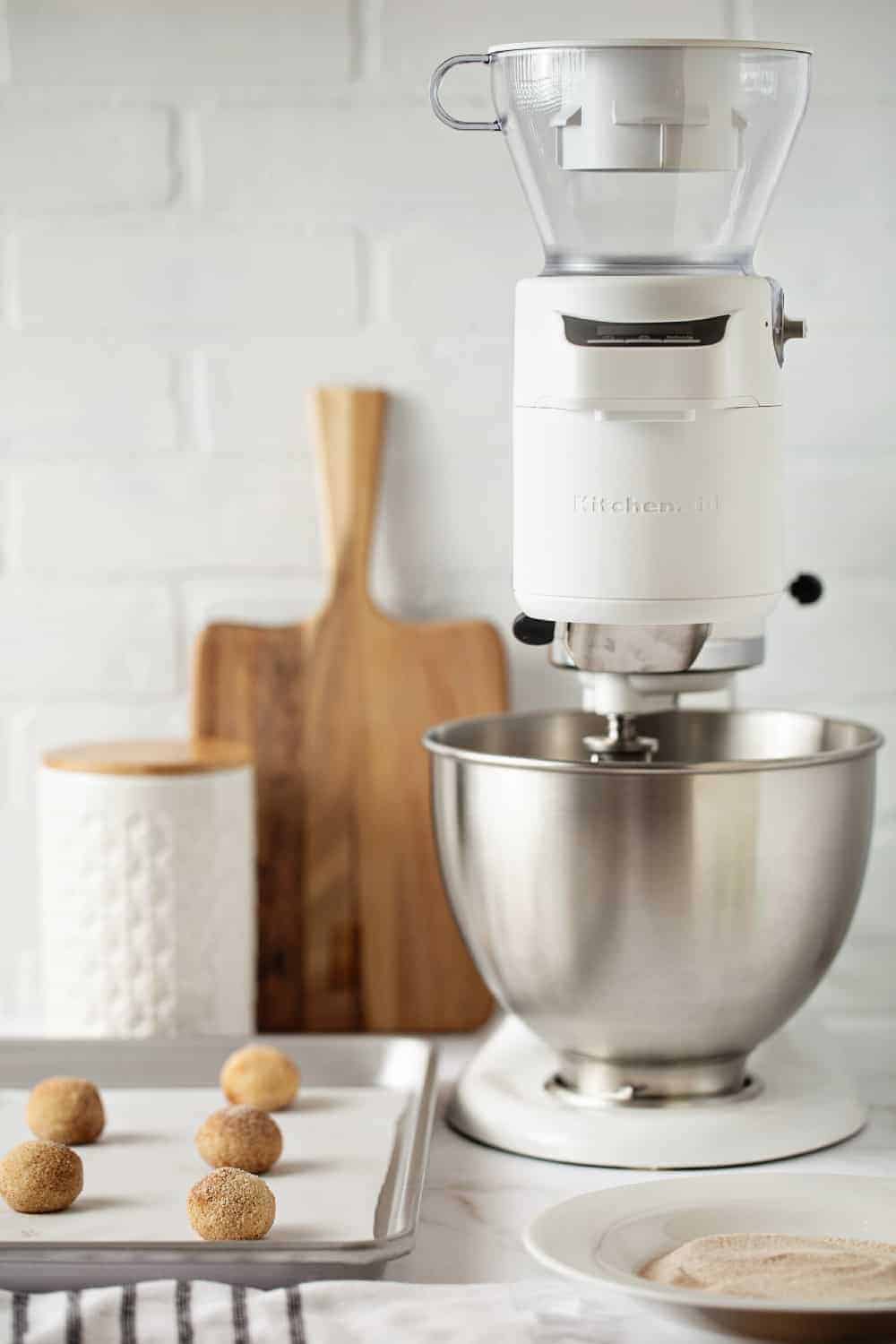 Stand mixer sifter and scale attachment 5KSMSFTA, KitchenAid