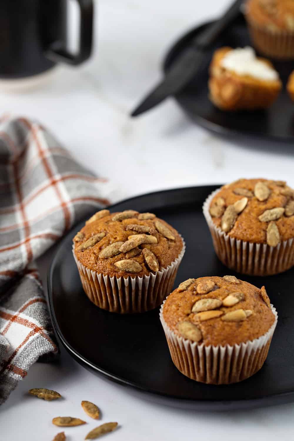 Pumpkin Muffins are loaded with delicious pumpkin flavor. Perfect for breakfast or dessert!