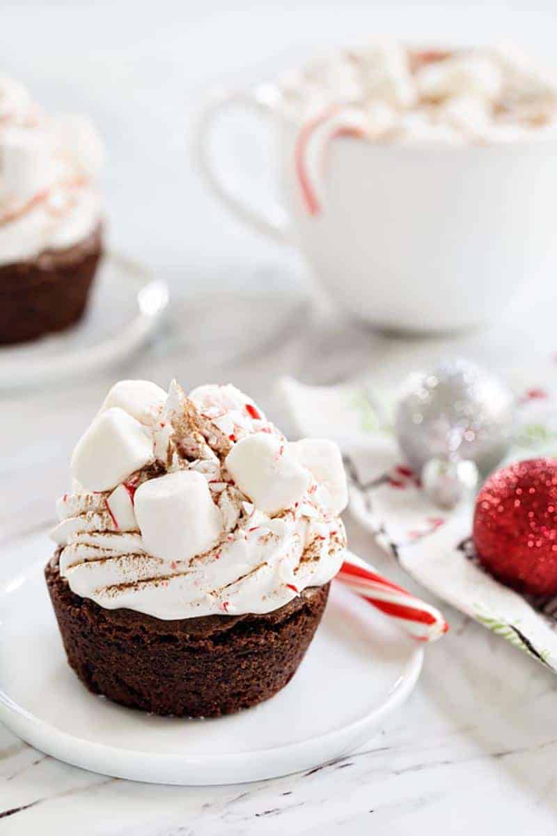 Peppermint Cocoa Brownie Cups