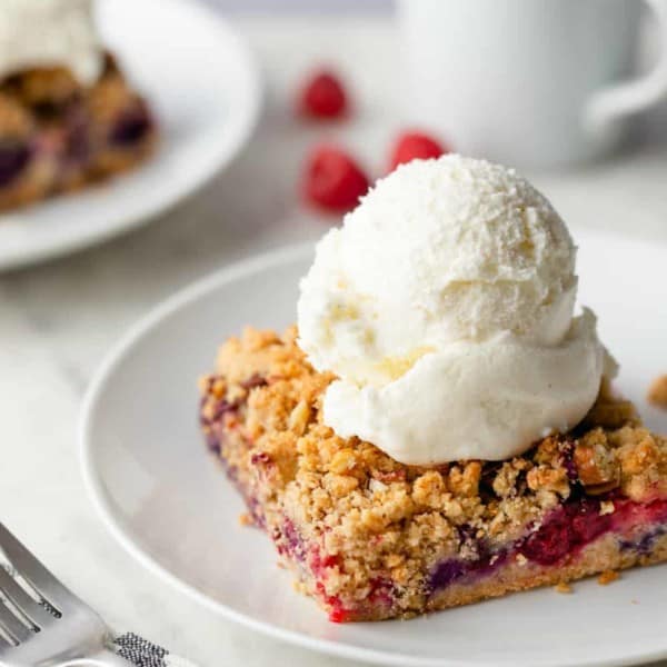 Berry Crumble Bars are an easy spring dessert, perfect for entertaining!