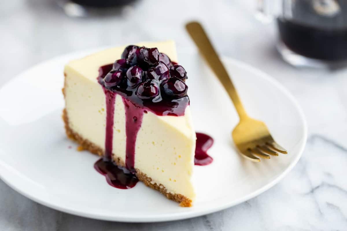 How to Bake Cheesecake in a Water Bath - My Baking Addiction