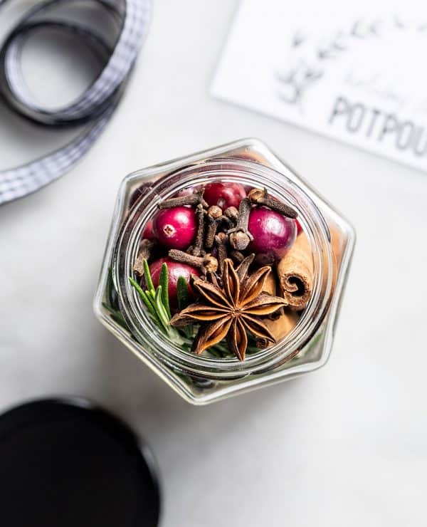 Holiday Stovetop Potpourri (with Printable Gift Tags!) My Baking