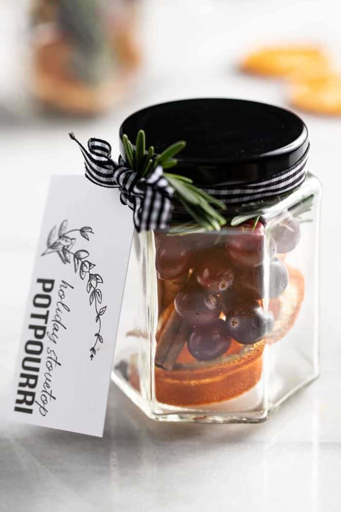 Holiday Stovetop Potpourri (with Printable Gift Tags!) Baker Street