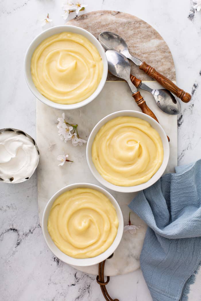 https://www.mybakingaddiction.com/wp-content/uploads/2021/03/overhead-three-bowls-vanilla-pudding-700x1050.jpg