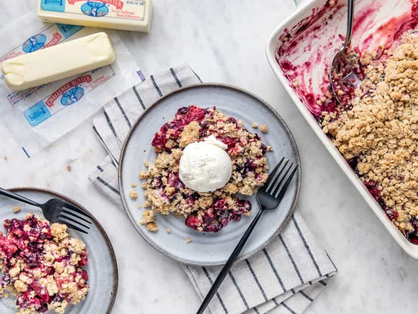 Berry Crisp (Fresh or Frozen Berries!) My Baking Addiction