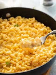 cropped-forkful-one-pot-mac-cheese.jpg