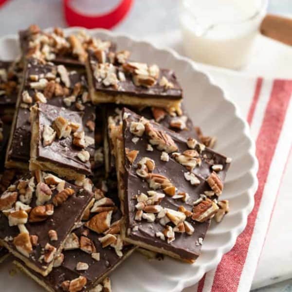 cropped-platter-saltine-toffee.jpg