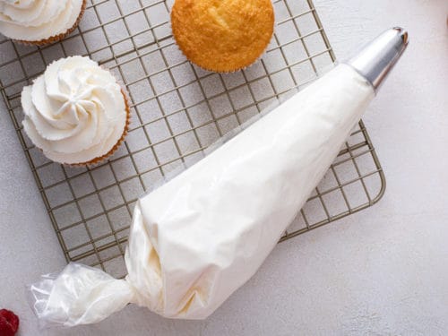 Buttercream frosting with discount whipping cream