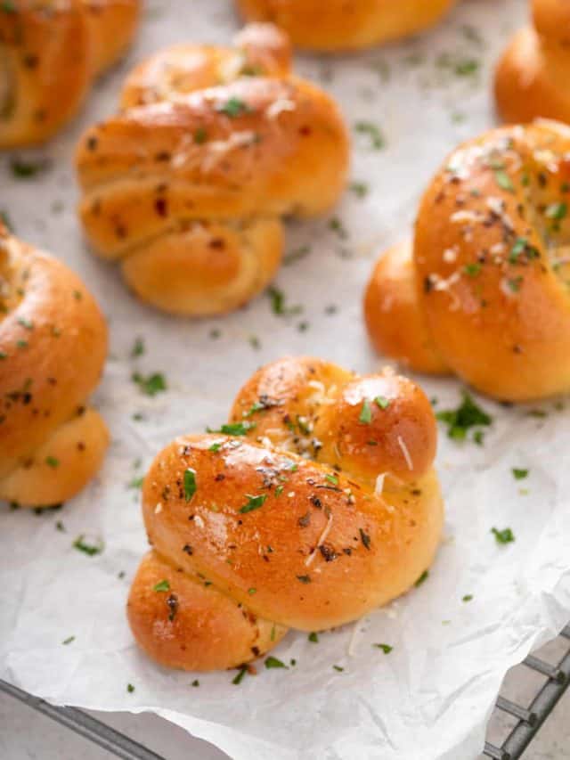 Buttery Garlic Knots My Baking Addiction